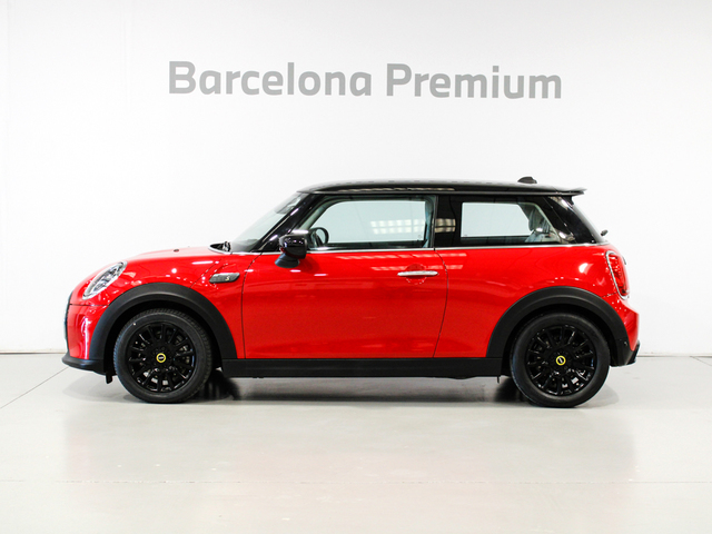 fotoG 2 del MINI MINI 3 Puertas Cooper SE 135 kW (184 CV) 184cv Eléctrico del 2023 en Barcelona