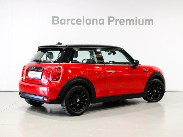 fotoG 3 del MINI MINI 3 Puertas Cooper SE 135 kW (184 CV) 184cv Eléctrico del 2023 en Barcelona
