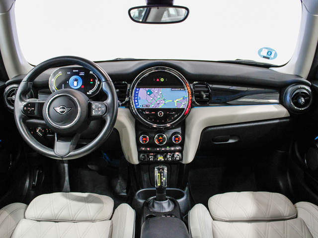 fotoG 6 del MINI MINI 3 Puertas Cooper SE 135 kW (184 CV) 184cv Eléctrico del 2023 en Barcelona