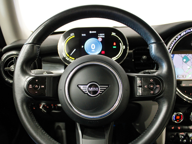 fotoG 12 del MINI MINI 3 Puertas Cooper SE 135 kW (184 CV) 184cv Eléctrico del 2023 en Barcelona