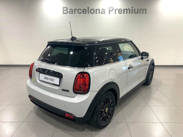 fotoG 3 del MINI MINI 3 Puertas Cooper SE 135 kW (184 CV) 184cv Eléctrico del 2022 en Barcelona