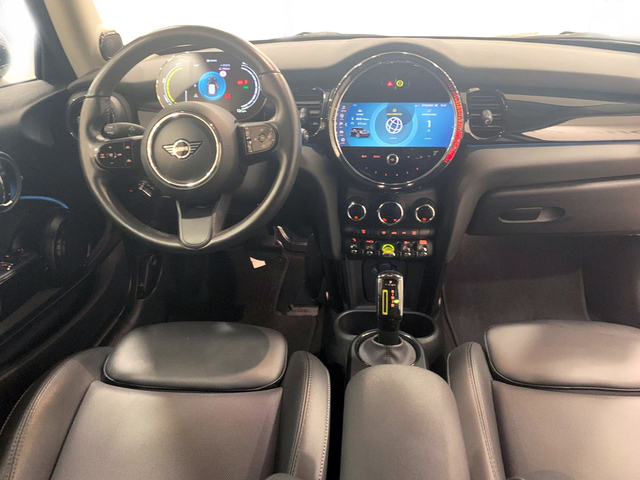 fotoG 6 del MINI MINI 3 Puertas Cooper SE 135 kW (184 CV) 184cv Eléctrico del 2022 en Barcelona