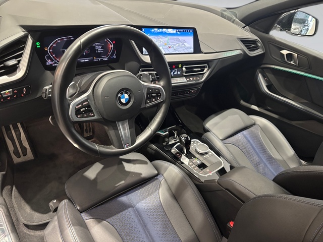 BMW Serie 1 118d color Blanco. Año 2024. 110KW(150CV). Diésel. En concesionario Automotor Premium Viso - Málaga de Málaga