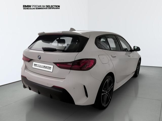 BMW Serie 1 118i color Blanco. Año 2024. 103KW(140CV). Gasolina. En concesionario Automotor Premium Viso - Málaga de Málaga