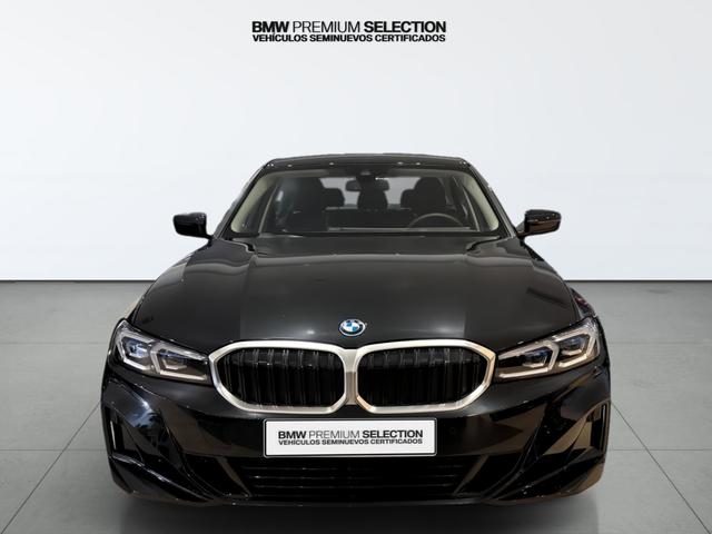 BMW Serie 3 320e color Negro. Año 2025. 150KW(204CV). Híbrido Electro/Gasolina. En concesionario Automotor Costa, S.L.U. de Almería