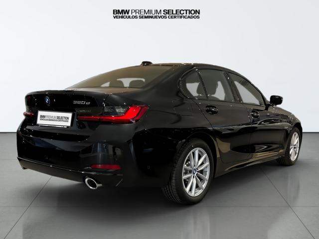 BMW Serie 3 320e color Negro. Año 2025. 150KW(204CV). Híbrido Electro/Gasolina. En concesionario Automotor Costa, S.L.U. de Almería