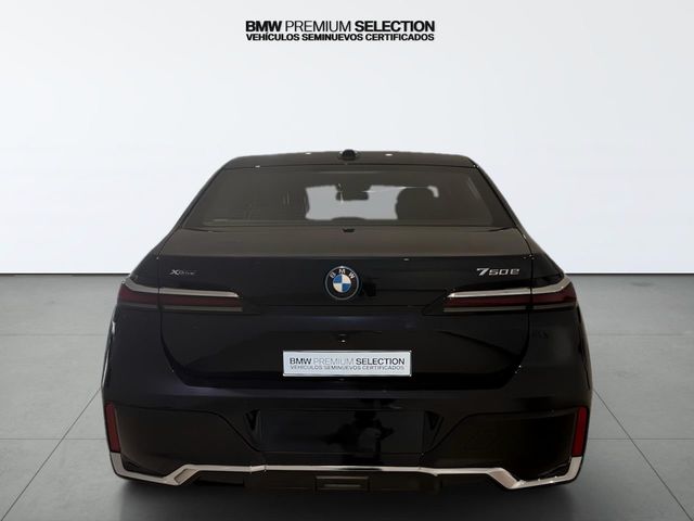 BMW Serie 7 750e color Negro. Año 2025. 360KW(489CV). Híbrido Electro/Gasolina. En concesionario Automotor Costa, S.L.U. de Almería
