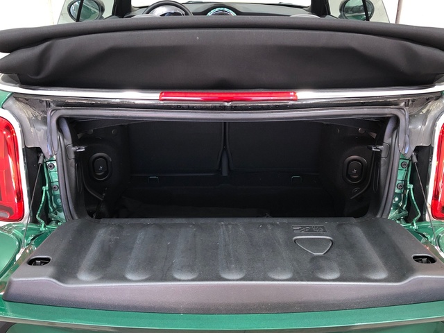 fotoG 12 del MINI MINI Cabrio Cooper 100 kW (136 CV) 136cv Gasolina del 2024 en Madrid