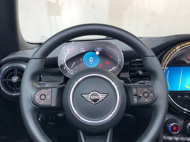 fotoG 13 del MINI MINI Cabrio Cooper 100 kW (136 CV) 136cv Gasolina del 2024 en Madrid