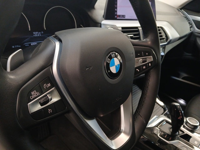 BMW X4 xDrive20d color Blanco. Año 2021. 140KW(190CV). Diésel. En concesionario ALZIRA Automoviles Fersan, S.A. de Valencia