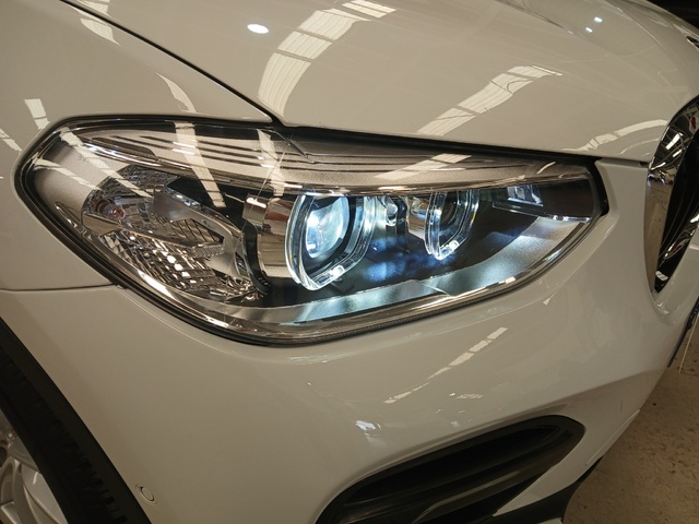 BMW X4 xDrive20d color Blanco. Año 2021. 140KW(190CV). Diésel. En concesionario ALZIRA Automoviles Fersan, S.A. de Valencia
