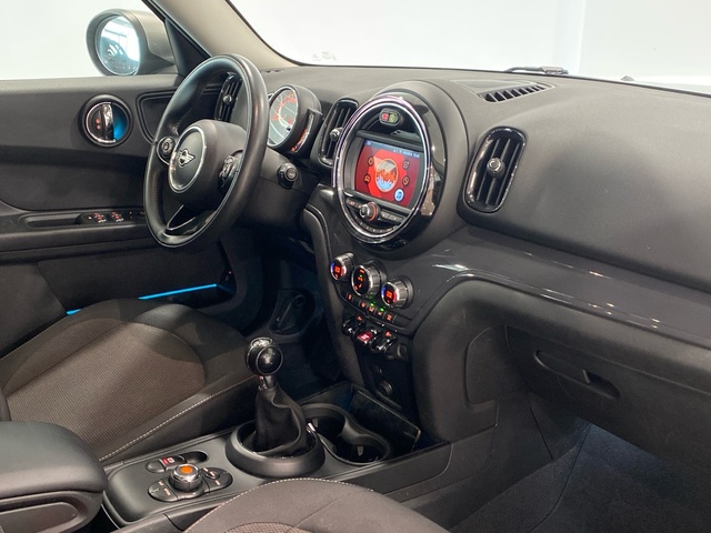 fotoG 7 del MINI MINI Countryman Cooper 100 kW (136 CV) 136cv Gasolina del 2020 en Burgos