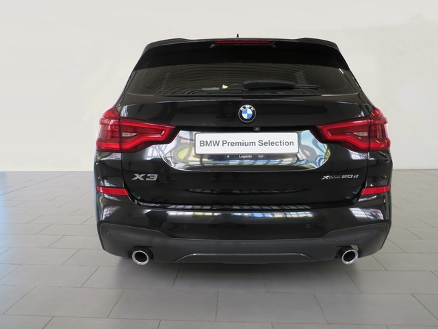 BMW X3 xDrive20d color Negro. Año 2021. 140KW(190CV). Diésel. En concesionario Lugauto S.A. de Lugo
