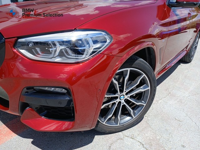 BMW X4 xDrive20d color Rojo. Año 2021. 140KW(190CV). Diésel. En concesionario Adler Motor S.L. TOLEDO de Toledo