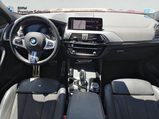 BMW X4 xDrive20d color Rojo. Año 2021. 140KW(190CV). Diésel. En concesionario Adler Motor S.L. TOLEDO de Toledo