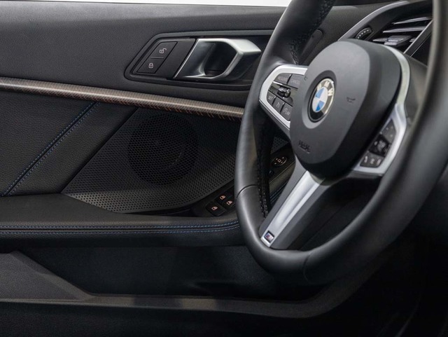 BMW Serie 1 116d color Blanco. Año 2024. 85KW(116CV). Diésel. En concesionario Oliva Motor Girona de Girona