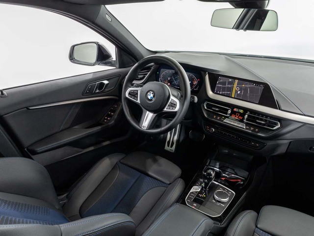 BMW Serie 1 116d color Blanco. Año 2024. 85KW(116CV). Diésel. En concesionario Oliva Motor Girona de Girona