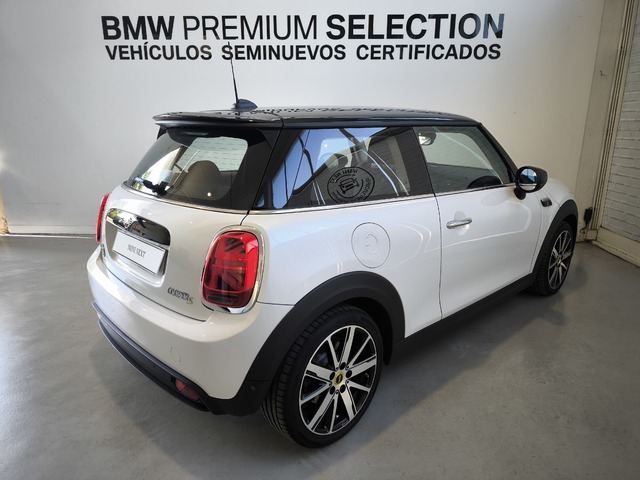 fotoG 3 del MINI MINI 3 Puertas Cooper SE 135 kW (184 CV) 184cv Eléctrico del 2024 en Guipuzcoa