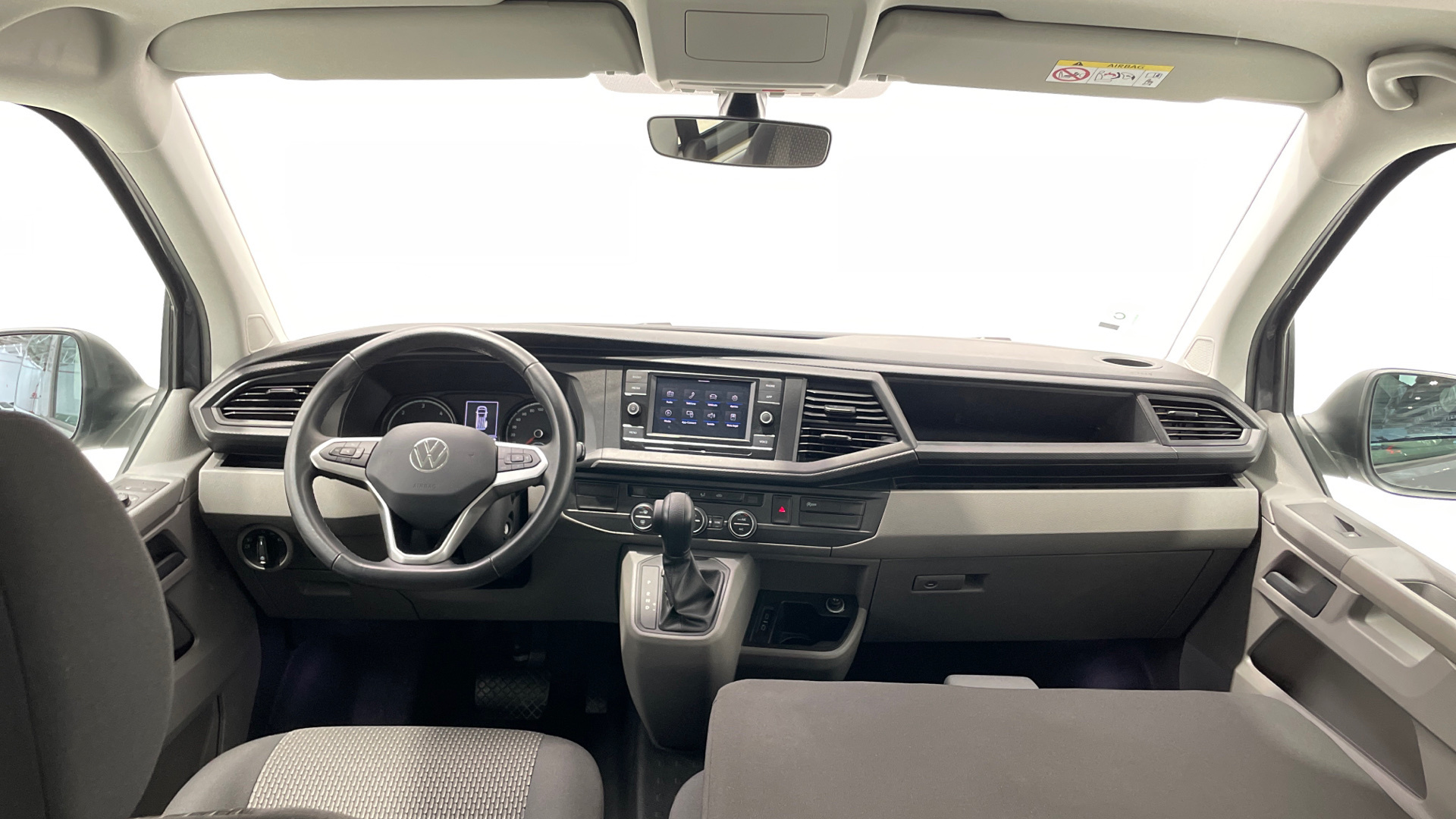 Volkswagen Caravelle 2.0 TDI - 4