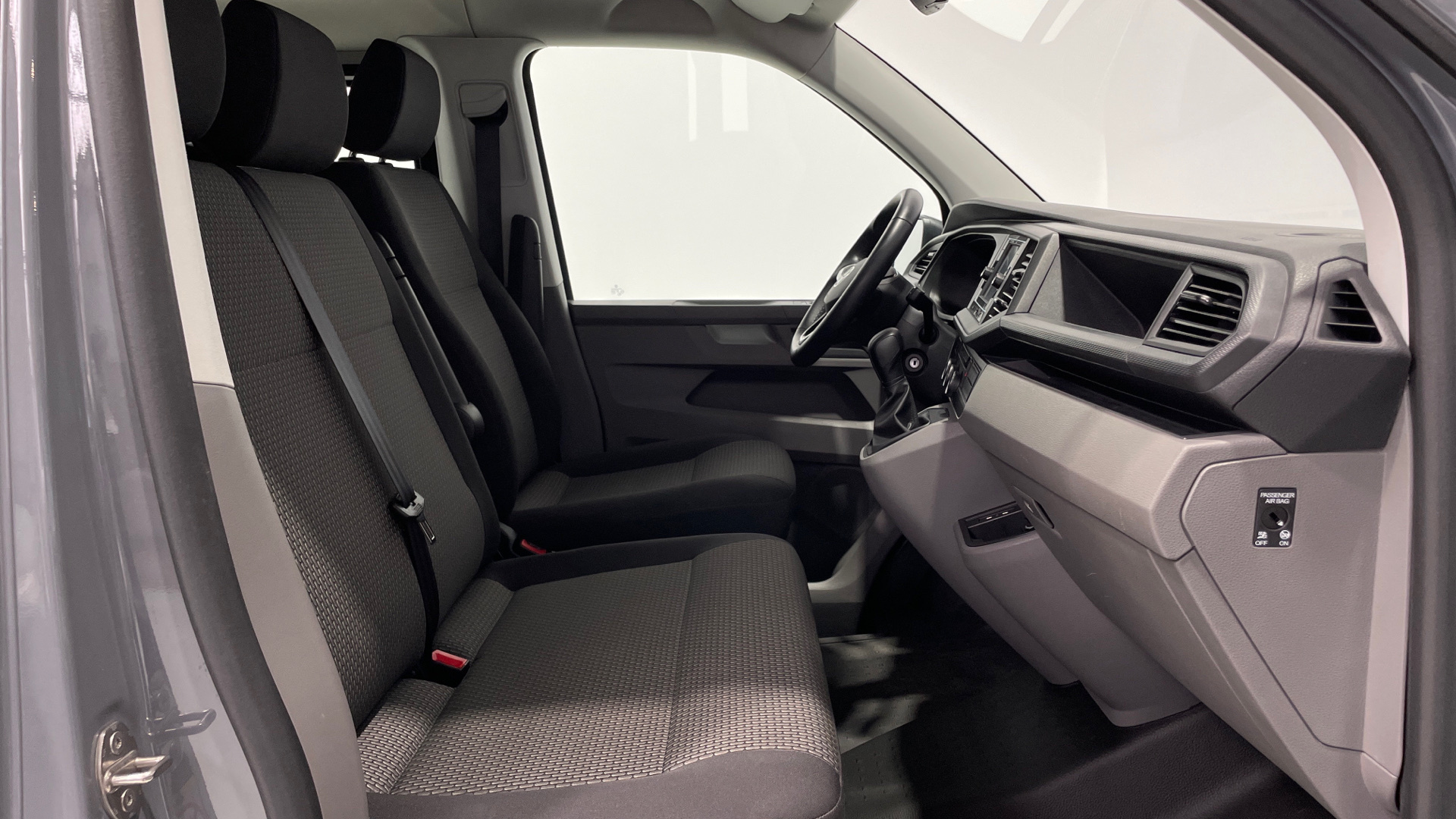 Volkswagen Caravelle 2.0 TDI - 5