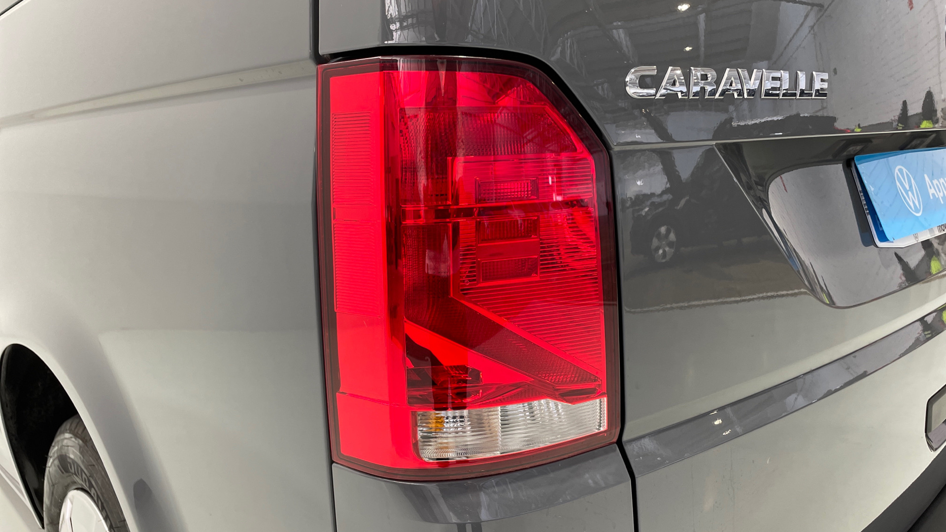 Volkswagen Caravelle 2.0 TDI - 19