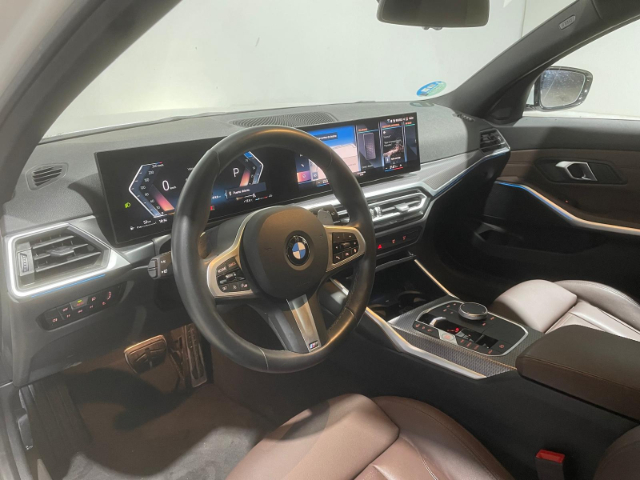 BMW Serie 3 320d Touring color Blanco. Año 2024. 140KW(190CV). Diésel. En concesionario Hispamovil Elche de Alicante