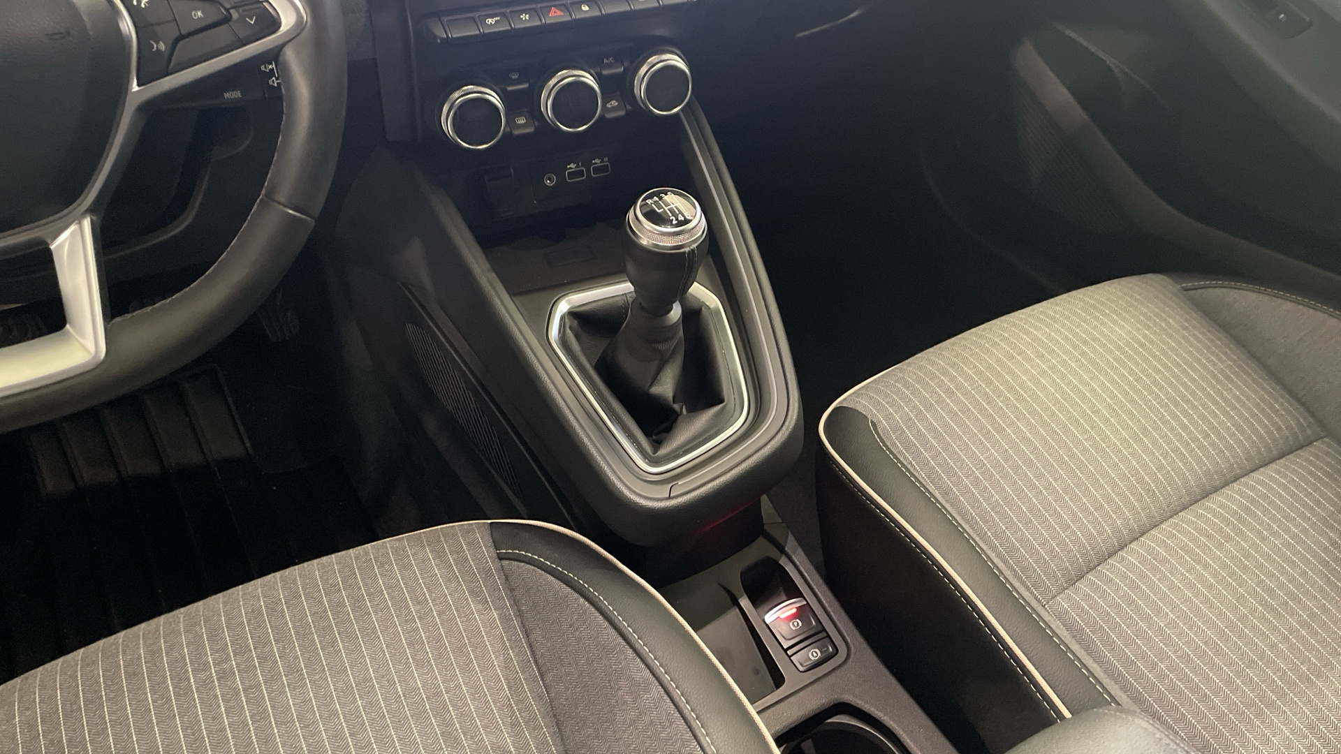 Renault Clio TCe 90 - 17