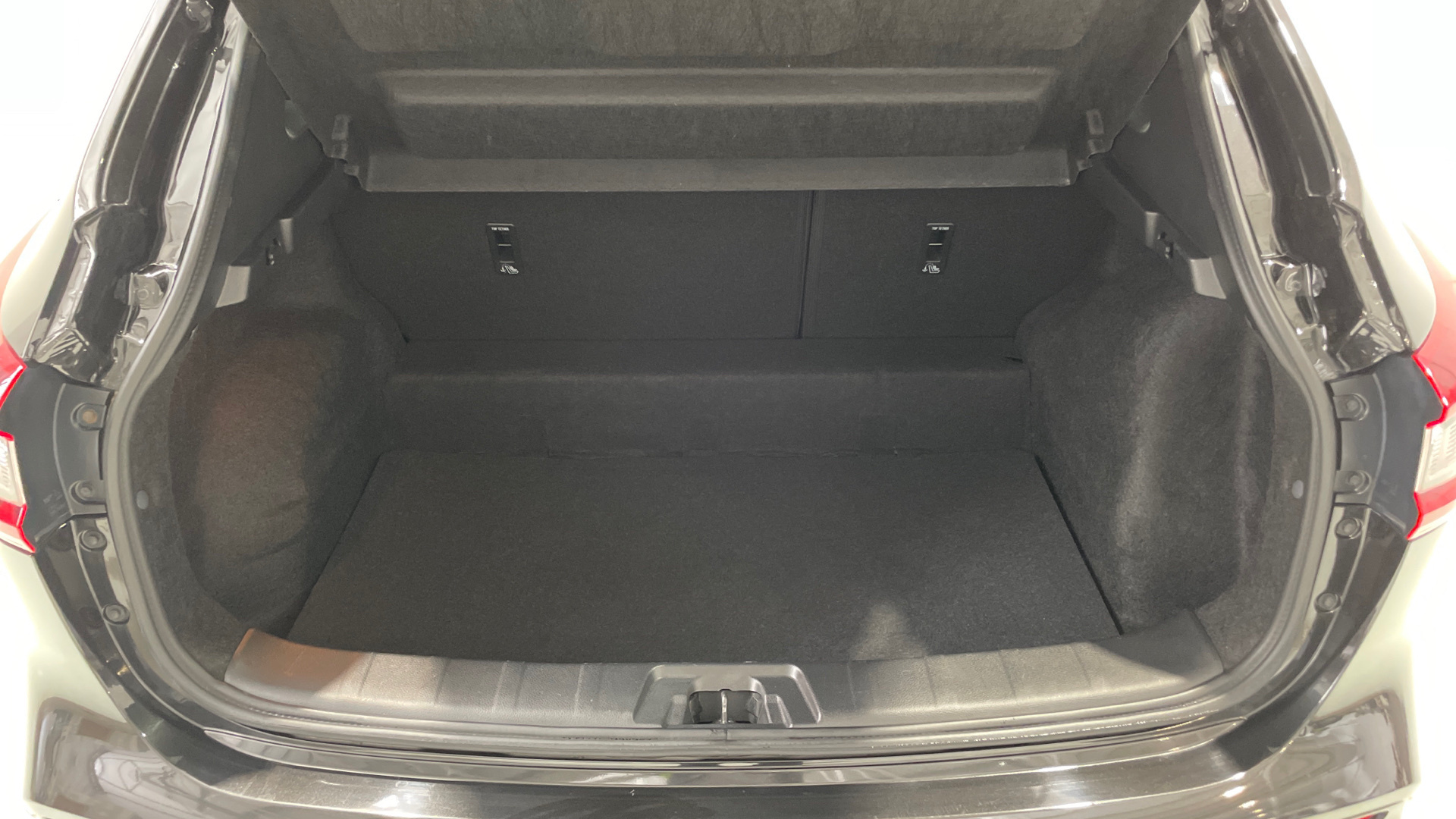 Nissan Qashqai DIG-T 140 - 11