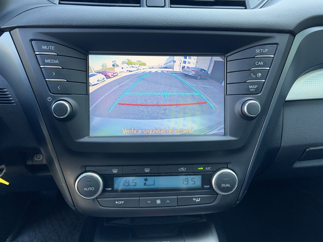 Toyota Avensis 150D Touring Sports Executive 105 kW (143 CV)