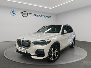 Fotos de BMW X5 xDrive30d color Blanco. Año 2019. 195KW(265CV). Diésel. En concesionario GANDIA Automoviles Fersan, S.A. de Valencia