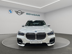 Fotos de BMW X5 xDrive30d color Blanco. Año 2019. 195KW(265CV). Diésel. En concesionario GANDIA Automoviles Fersan, S.A. de Valencia