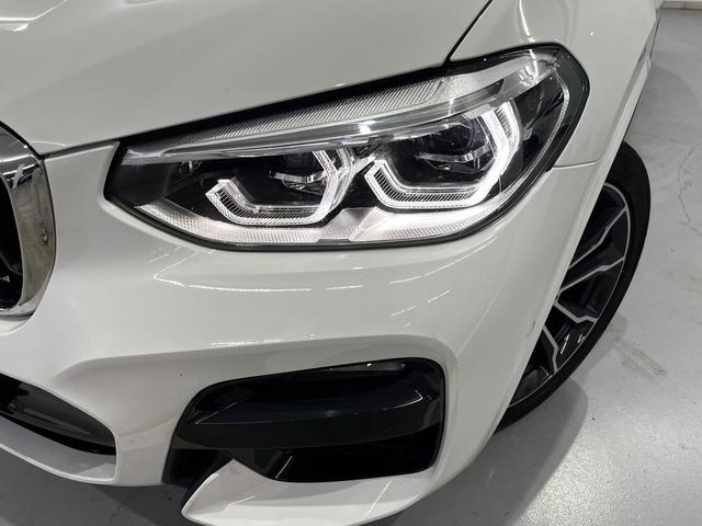 BMW X3 xDrive20d color Blanco. Año 2021. 140KW(190CV). Diésel. En concesionario Unicars Ponent de Lleida