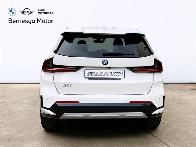 BMW X1 xDrive20d color Blanco. Año 2024. 120KW(163CV). Diésel. En concesionario Bernesga Motor León (Bmw y Mini) de León