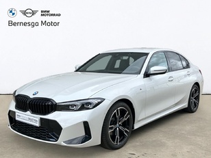 Fotos de BMW Serie 3 318d color Blanco. Año 2025. 110KW(150CV). Diésel. En concesionario Bernesga Motor León (Bmw y Mini) de León