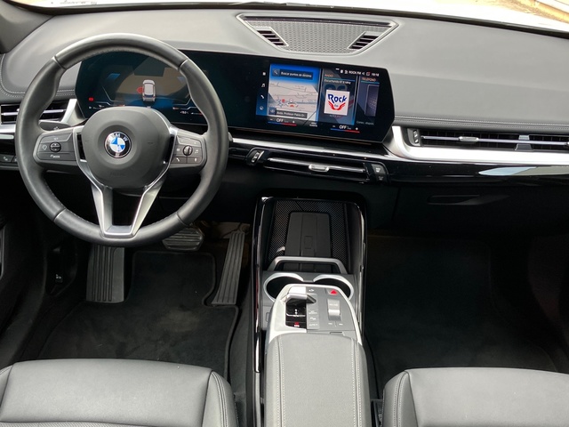 BMW X1 sDrive18d color Blanco. Año 2024. 110KW(150CV). Diésel. En concesionario Bernesga Motor León (Bmw y Mini) de León