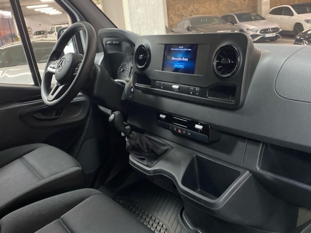 Mercedes-Benz Sprinter Furgón 315 CDI - 8
