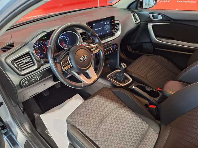 Kia Ceed 1.6 MHEV iMT Drive 100 kW (136 CV)
