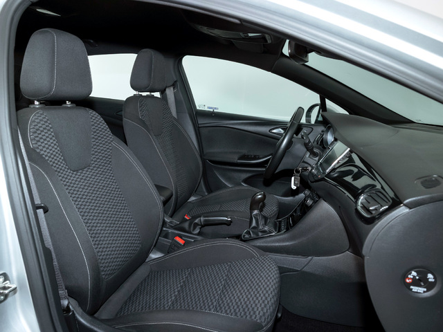 Opel Astra 1.6 CDTI