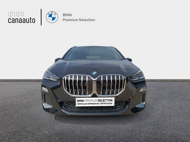 BMW Serie 2 230e Active Tourer color Negro. Año 2024. 240KW(326CV). Híbrido Electro/Gasolina. En concesionario LAS CHAFIRAS de Sta. C. Tenerife