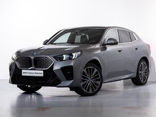 Fotos de BMW iX2 xDrive30 color Gris. Año 2024. 230KW(313CV). Eléctrico. En concesionario Oliva Motor Girona de Girona