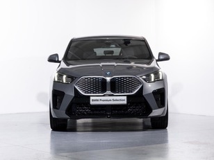Fotos de BMW iX2 xDrive30 color Gris. Año 2024. 230KW(313CV). Eléctrico. En concesionario Oliva Motor Girona de Girona