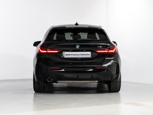 BMW Serie 1 118i color Negro. Año 2024. 103KW(140CV). Gasolina. En concesionario Oliva Motor Girona de Girona