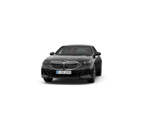 Fotos de BMW Serie 5 520d color Negro. Año 2024. 145KW(197CV). Diésel. En concesionario Automotor Premium Viso - Málaga de Málaga