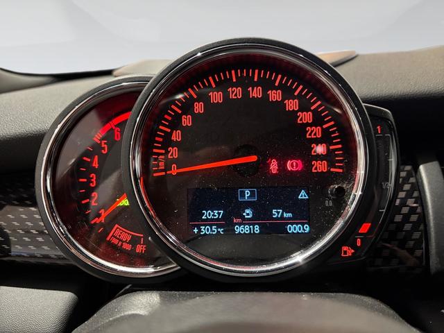fotoG 11 del MINI MINI 5 Puertas Cooper SD Auto 125 kW (170 CV) 170cv Diésel del 2019 en Almería