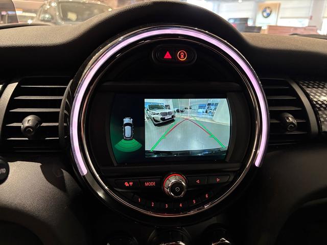 fotoG 15 del MINI MINI 5 Puertas Cooper SD Auto 125 kW (170 CV) 170cv Diésel del 2019 en Almería