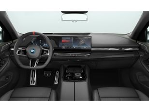 Fotos de BMW i5 M60 color Gris. Año 2024. 442KW(601CV). Eléctrico. En concesionario Móvil Begar Alicante de Alicante