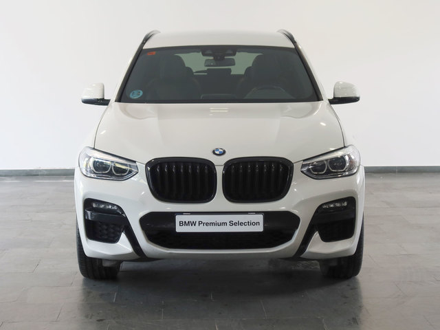 BMW X3 xDrive20d color Blanco. Año 2021. 140KW(190CV). Diésel. En concesionario Autogal de Ourense