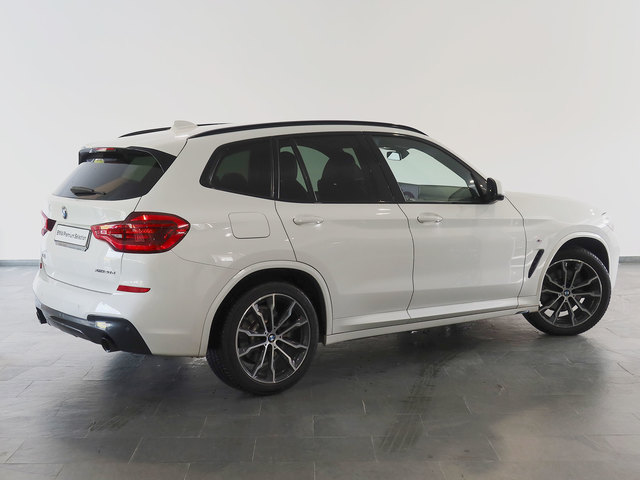 BMW X3 xDrive20d color Blanco. Año 2021. 140KW(190CV). Diésel. En concesionario Autogal de Ourense