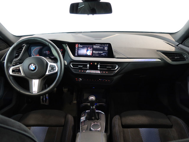 BMW Serie 2 218i Gran Coupe color Negro. Año 2020. 103KW(140CV). Gasolina. En concesionario Autogal de Ourense