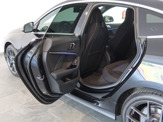 BMW Serie 2 218i Gran Coupe color Negro. Año 2020. 103KW(140CV). Gasolina. En concesionario Autogal de Ourense